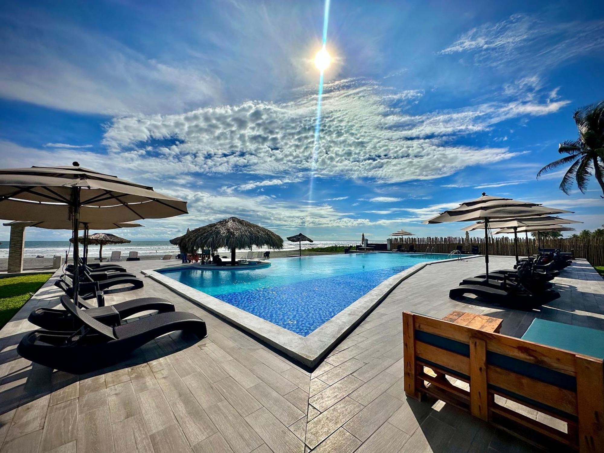 San Luis La Herradura Hotel Tesoro Beach מראה חיצוני תמונה