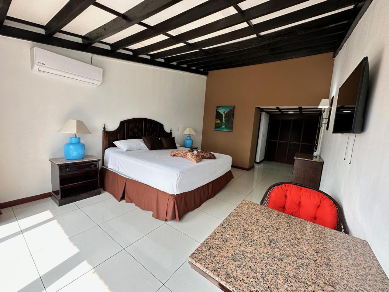 San Luis La Herradura Hotel Tesoro Beach מראה חיצוני תמונה