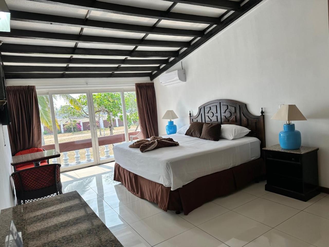 San Luis La Herradura Hotel Tesoro Beach מראה חיצוני תמונה