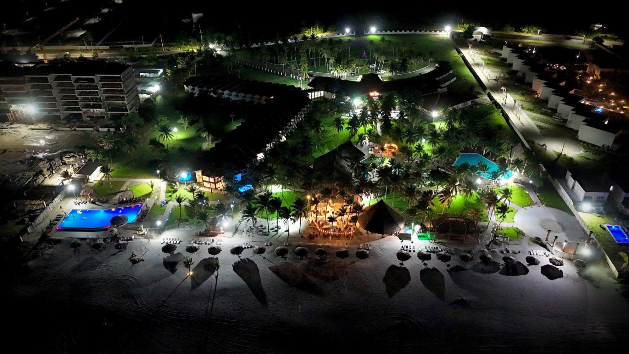 San Luis La Herradura Hotel Tesoro Beach מראה חיצוני תמונה