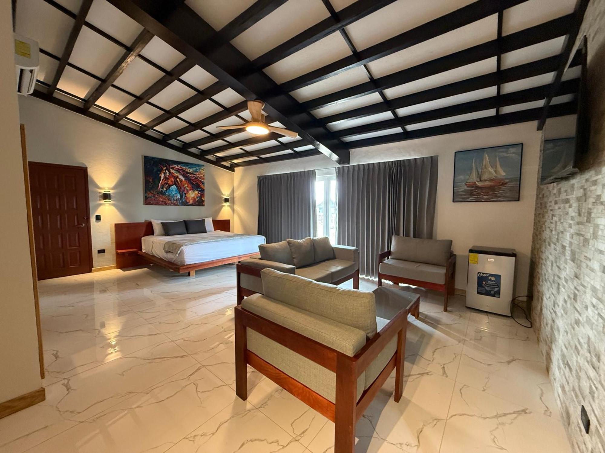 San Luis La Herradura Hotel Tesoro Beach מראה חיצוני תמונה